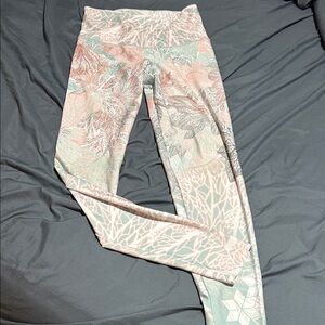 Onzie Multicolor Patterned Leggings